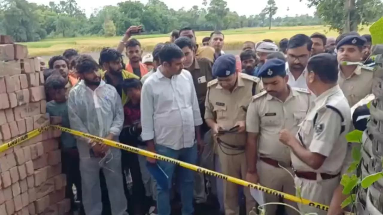 Mashrakh Priest Ravi Prakash Killed by Gunshot in Saran