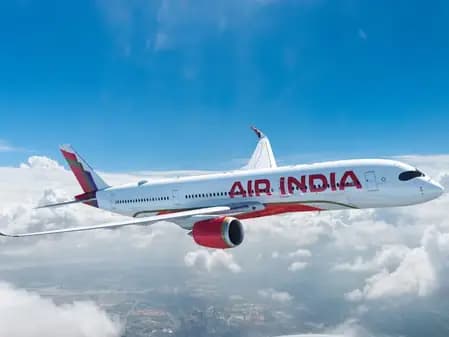 Regional Tensions Push Middle East Airspace into Chaos, Airlines Scramble