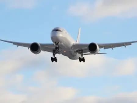 Airspace Restrictions Between India and Pakistan Remain Amid Tensions