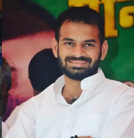 Family Rift Deepens as Tej Pratap Yadav’s Divorce Sparks Political Fallout