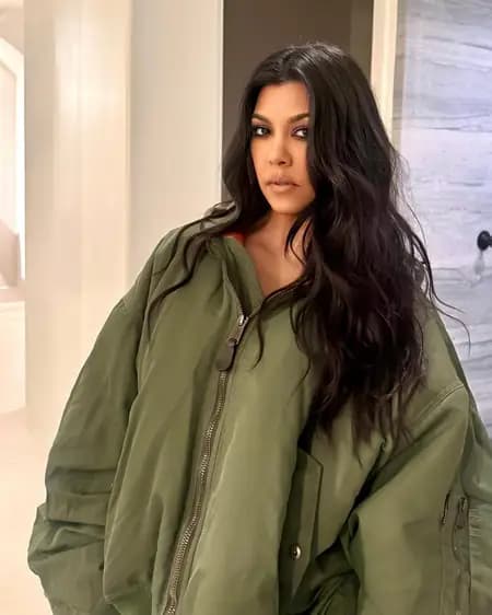 Kardashian Sister Explains Why She Had to Relieve Herself in Vehicle