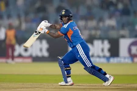 Debut Heroics: Niki Prasad Guides India Women to T20 Win Over Zimbabwe
